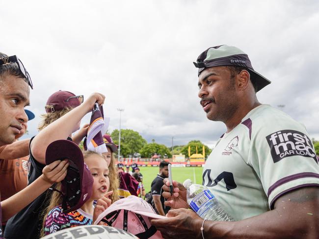 Ezra Mam greets fans as he leaves the field at the Brisbane Broncos Captain's Run and Toowoomba Fan Day at Toowoomba Sports Ground, Saturday, February 15, 2025. Picture: Kevin Farmer