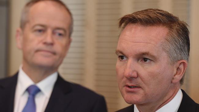 Federal Leader of the Opposition Bill Shorten (left) and Shadow Treasurer Chris Bowen  Picture. AAP