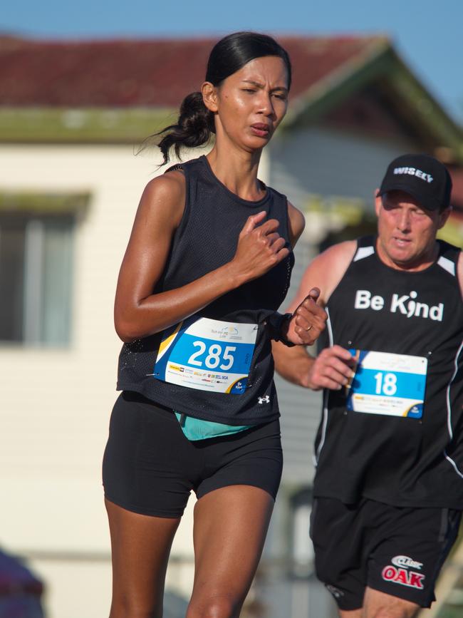 10km runner Geeta Ariani takes control of her 10km Run for MI Life. October 17, 2021 Picture: Marty Strecker
