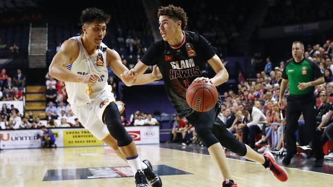 Lamelo Ball of the Hawks drives to the basket. Picture: AAP Image/Brendon Thorne