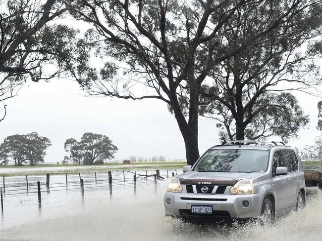 Floods, Calder HWY south of Charlton