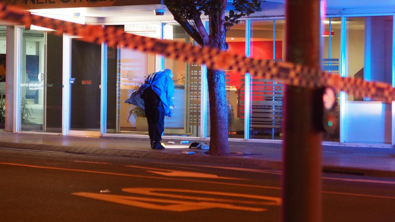 Police investigate the scene where a man was found stabbed on February 16, 2023. Photo: Will Hunter