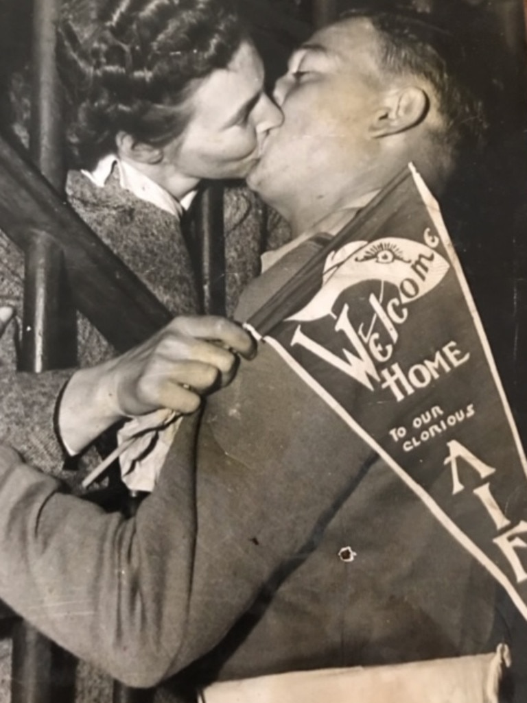 Arthur and his wife Jean Ham reuniting after the war. Picture: Sent in by daughter Robin Jones