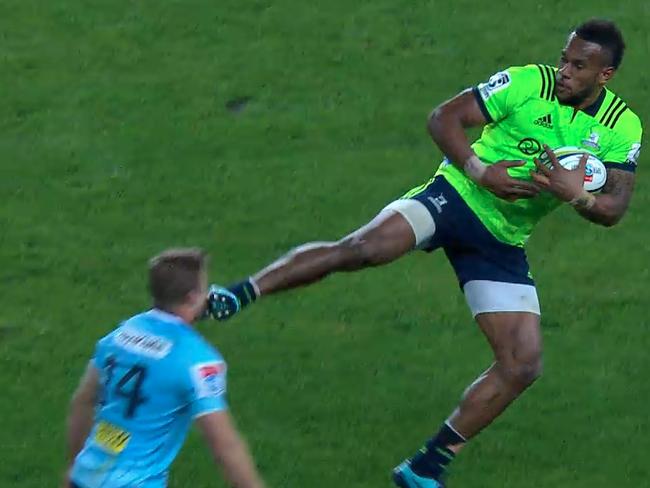 Tevita Nabura’s size 14 smashes into Clark.