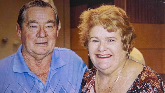 Graeme Lake and his wife Carla who died after contracting COVID-19 on the Ruby Princess.