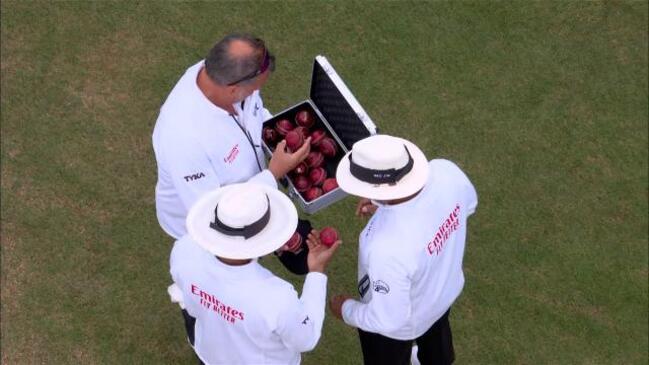 'There was nothing else in the box' - Uzzie perplexed by 'new' ball