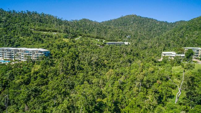 A concept render of the proposed Whitsunday Skyway project.