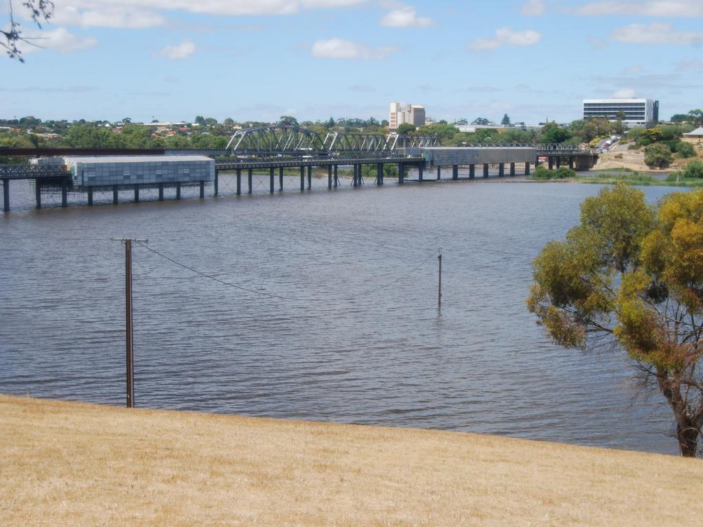 Murray Bridge. Picture: Jo Schulz