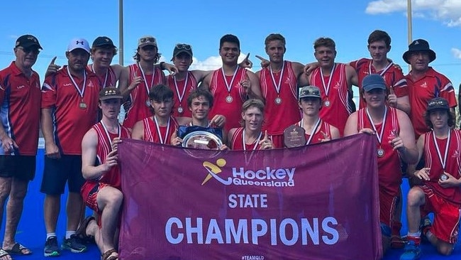 The Bundaberg u18 Hockey Team after their state little win in Townsville.