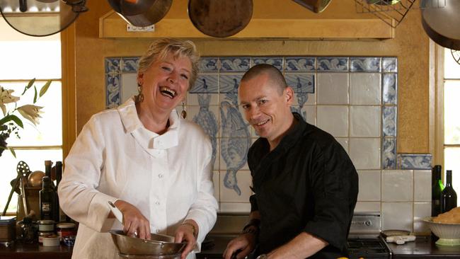 Maggie Beer and Simon Bryant on the set of The Cook and the Chef in 2007.