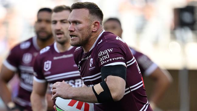 Manly prop Matt Lodge carts the ball up. NRL Imagery