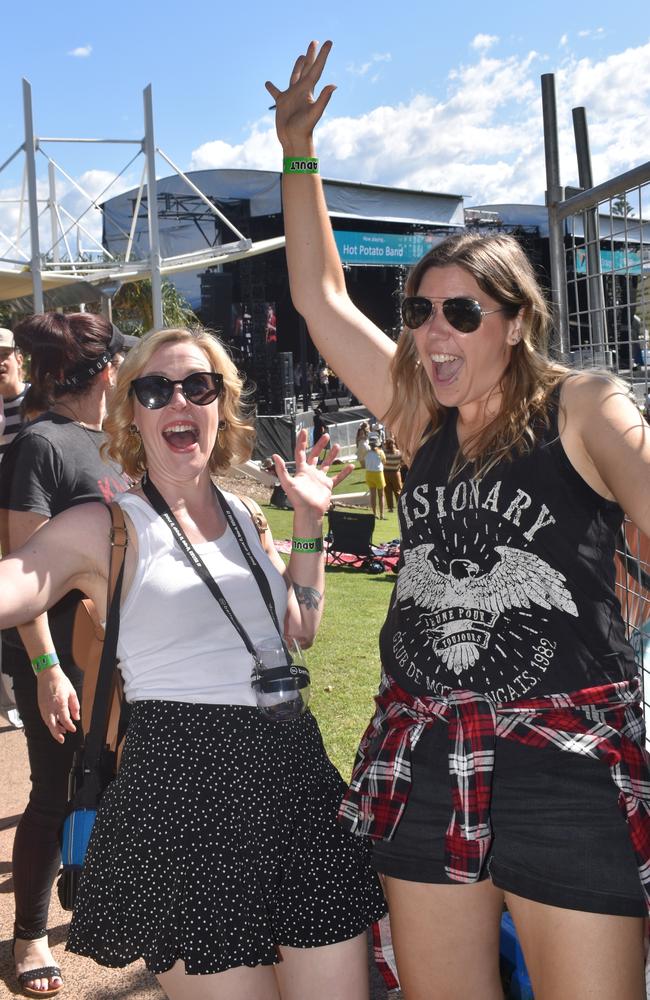 Sammy Brigden and Jae McCosker at the 2022 Caloundra Music Festival. Photo: Elizabeth Neil