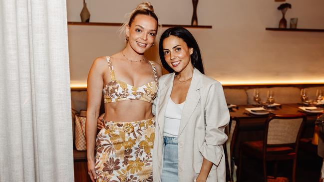 Cassandra Mamone (right), who became one of Australia’s most sought after jewellers, with Alissa Fay (left).