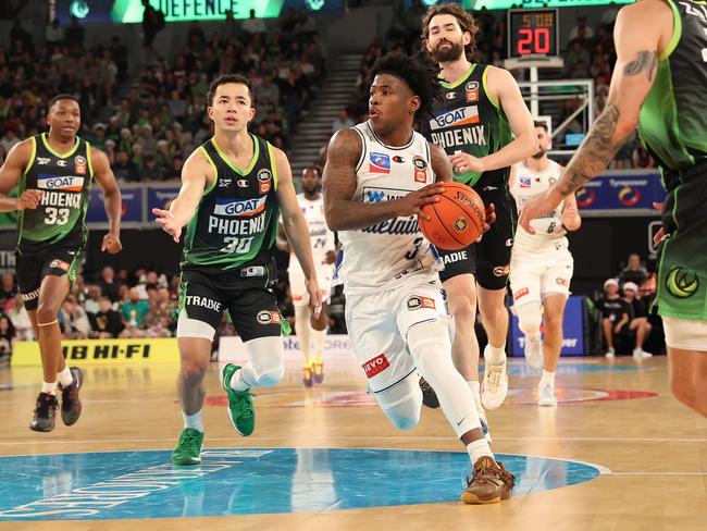 MELBOURNE, AUSTRALIA - DECEMBER 21: Kendric Davis of the 36ers handles the ball during the round 13 NBL match between South East Melbourne Phoenix and Adelaide 36ers at John Cain Arena, on December 21, 2024, in Melbourne, Australia. (Photo by Kelly Defina/Getty Images)