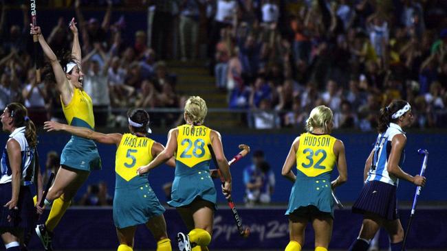 Rechelle Hawkes jumps for joy after scoring the third goal in the Sydney 2000 Olympic Games final against Argentina. Picture: Kristi Miller