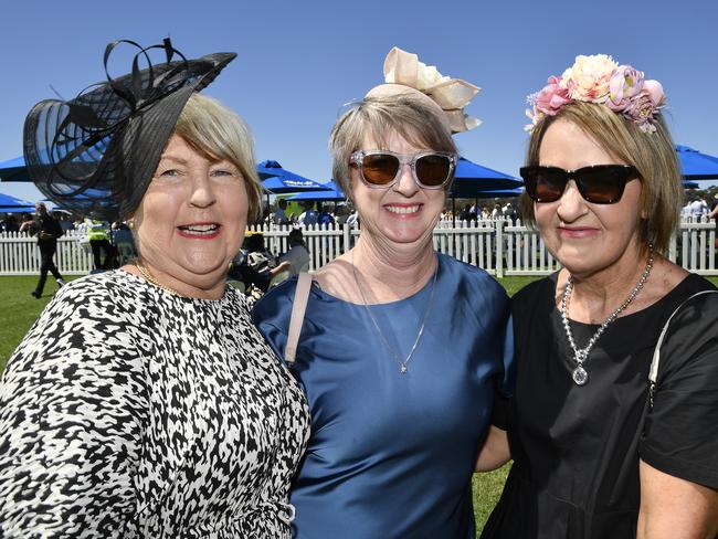 Apiam Bendigo Cup was held at Bendigo Racecourse, Bendigo, Victoria, on Wednesday, October 30th, 2024. Pictured enjoying the horse racing carnival are Shirley, Julie, Kerri. Picture: Andrew Batsch