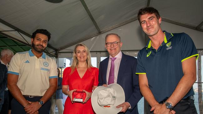 Prime Minister Anthony Albanese with partner Jodie Haydon, Australian cricket captain Pat Cummings and Indian cricket captain Rohit Sharma at Kirribilli House. Picture: Thomas Lisson