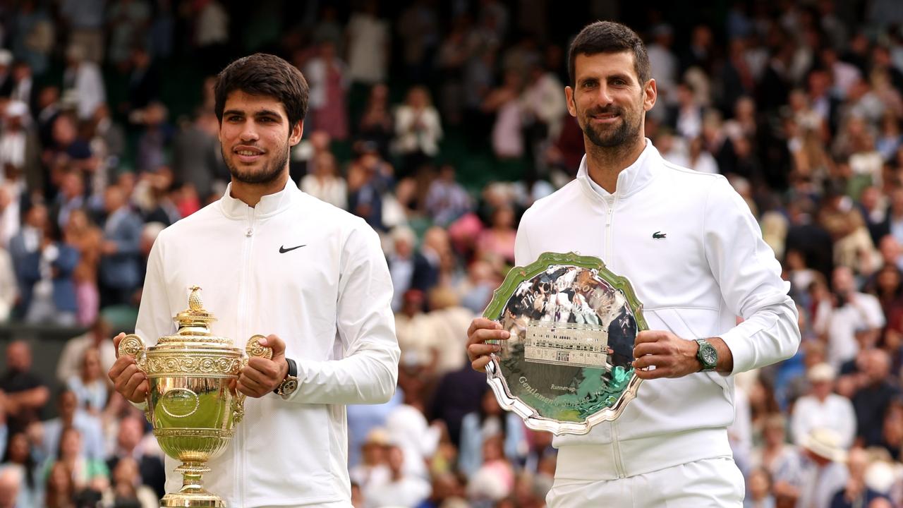 Alcaraz rendido a Djokovic: «Quando nasci já ganhavas torneios» - TVI  Notícias