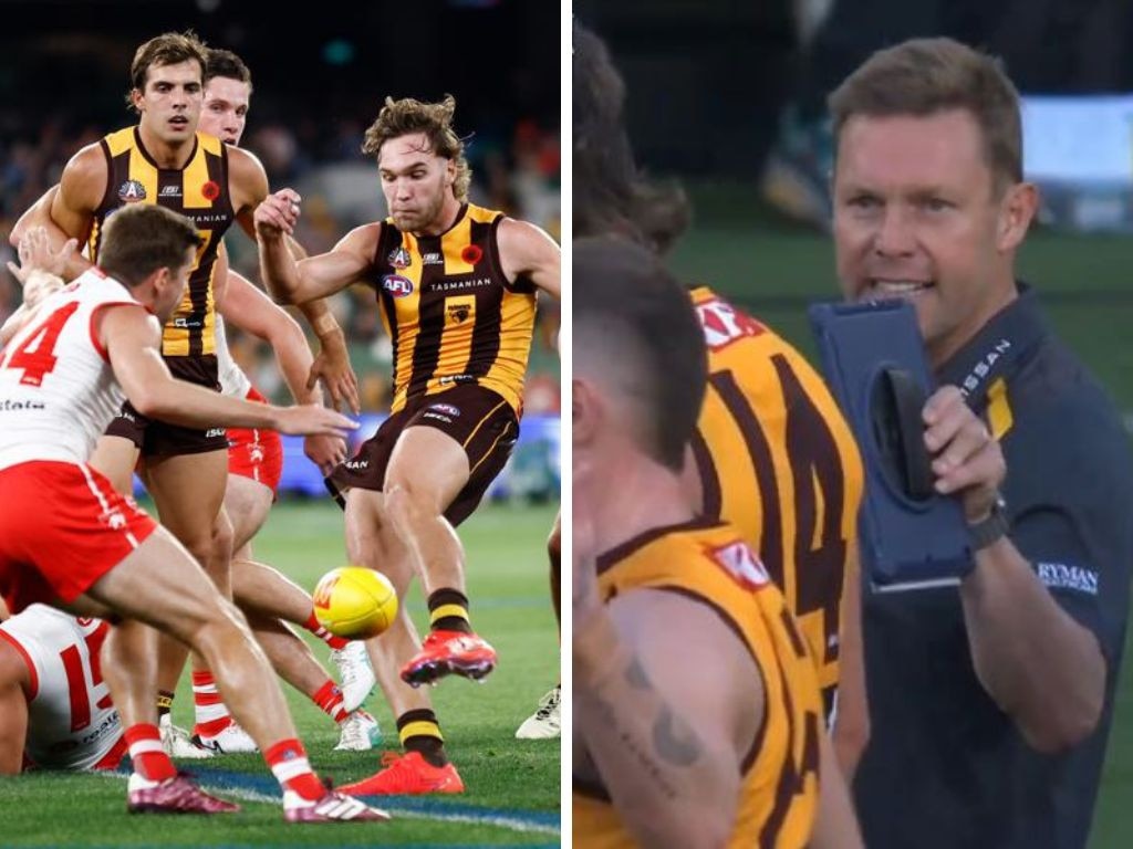 Jack Scrimshaw copping a bake from Sam Mitchell. Photos: Getty Images/Fox Sports