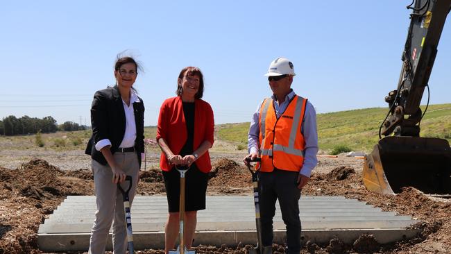 Senator, The Honourable Concetta Fierravanti-Wells, Lake Macquarie Mayor Cr Kay Fraser and Divisional Manager - Hunter Civil at Daracon Group Michael Rummery turned the sod on the Munibung Road extension.