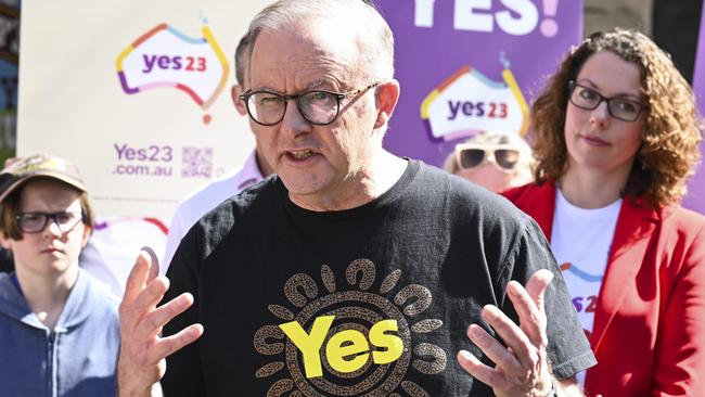 CANBERRA, AUSTRALIA, NewsWire Photos. SEPTEMBER 2, 2023: The Prime Minister, Anthony Albanese meets with Yes23 volunteers at Woden Plaza in Canberra. Picture: NCA NewsWire / Martin Ollman