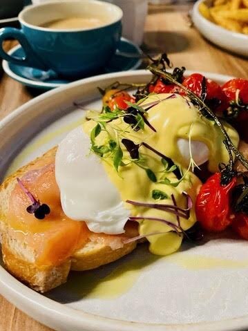 Eggs Benny at The Blind Chef Cafe Penrith