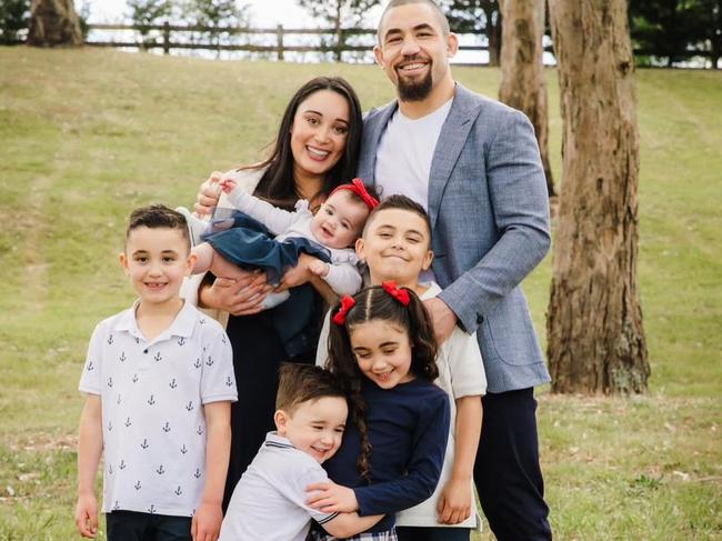 Robert Whittaker and wife Sofia with their five children. Picture: Instagram