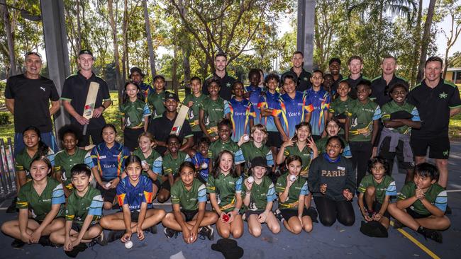 Scott Boland and the Melbourne Stars ran a clinic at Malak Primary School while in Darwin for the Top End T20 Series. Picture: NT Cricket / Patch Clapp