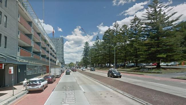 The bus lane will run 700m along Pittwater Rd between Hawkesbury Ave and Pacific Pde. Picture: Google Maps.