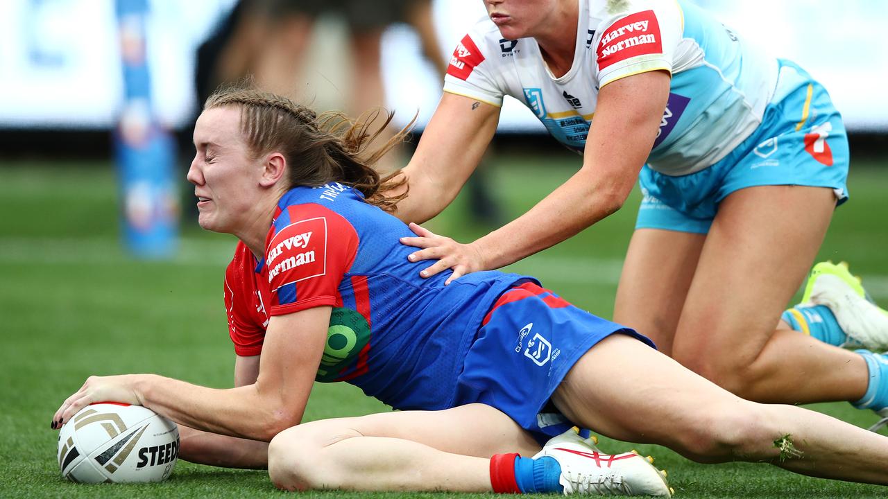 Tamika Upton scores her second NRLW grand final try. Picture: NRL Photos