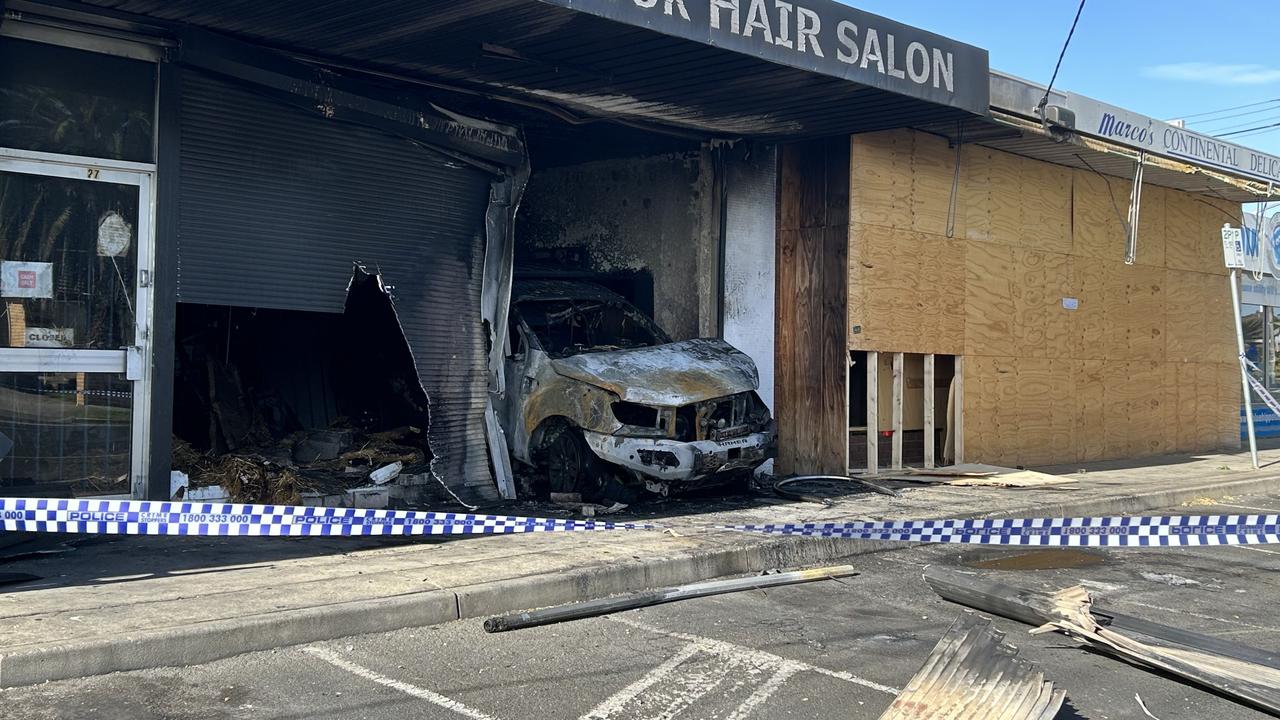 Norlane shop firebombed again, tobacco war detectives step in