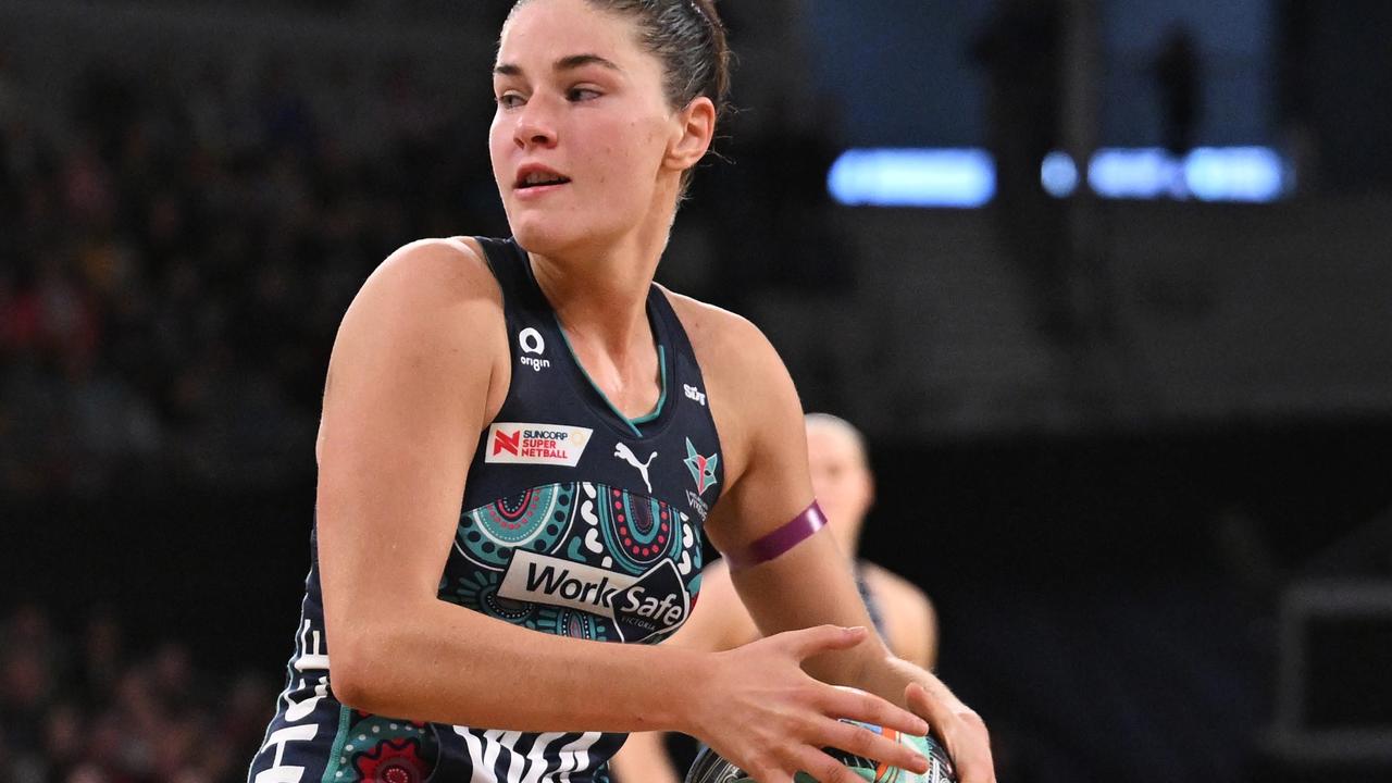 Super Netball: Melbourne Vixens young gun Zara Walters on return from ...