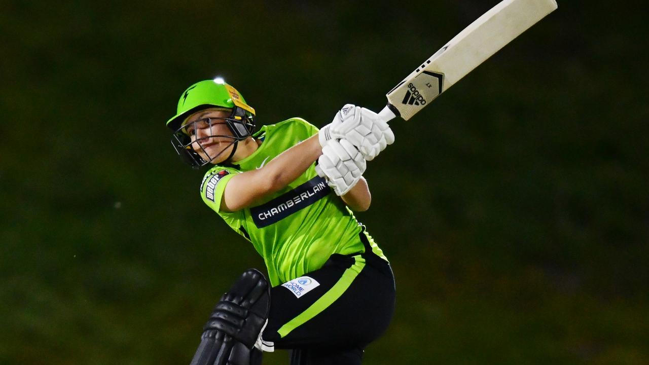 Issy Wong was unstoppable for the Sydney Thunder. (Photo by Mark Brake/Getty Images)