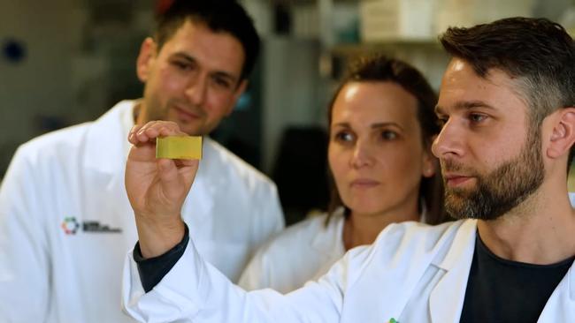 Professor Brian Abbey, Dr Eugeniu Balaur and Professor Belinda Parker from La Trobe University are finalists for their development of NanoMslide, a revolutionary medical imaging tool that can instantly detect cancer.