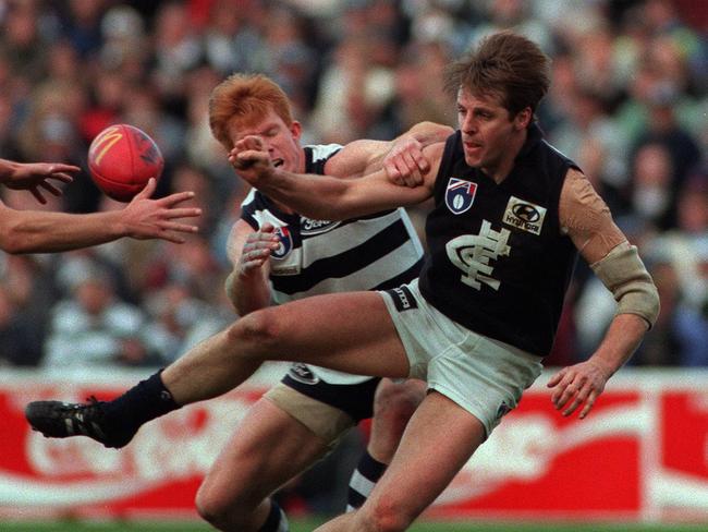 Footy Flashback: Geelong v Carlton at Kardinia | Geelong Advertiser