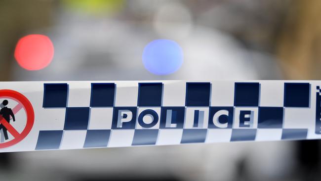 Police are hunting for a suspect after a deadly scuffle in Lurnea. Picture: AAP