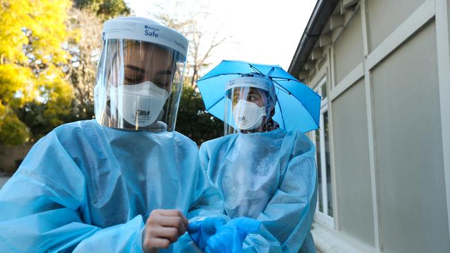 SYDNEY, AUSTRALIA - Newswire Photos AUGUST 11, 2021: Nurses are seen working at the Killara Covid-19 drive through testing clinic in Sydney. Picture: NCA Newswire /Gaye Gerard