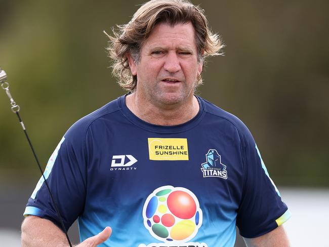 GOLD COAST, AUSTRALIA - NOVEMBER 07: Head Coach Des Hasler looks on during a Gold Coast Titans NRL training session at Parkwood Village on November 07, 2023 in Gold Coast, Australia. (Photo by Chris Hyde/Getty Images)