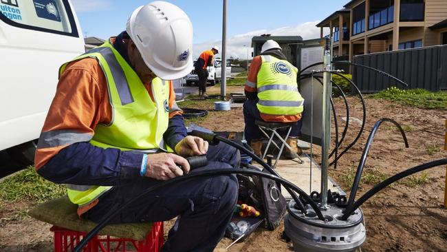 NBN technicians are angry at the way they are being treated.