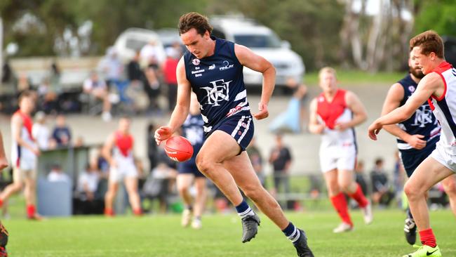 Nick Mott in action for Noarlunga. Picture: AAP/Keryn Stevens