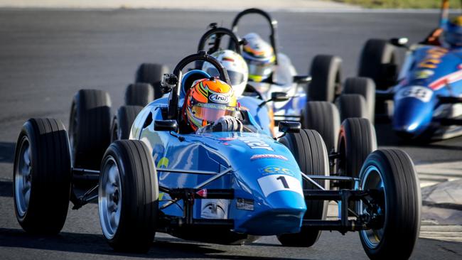 Formula Vees in action.