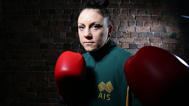 Boxer Shelley Watts has been a victim of cyber bullying. Picture: Adam Yip