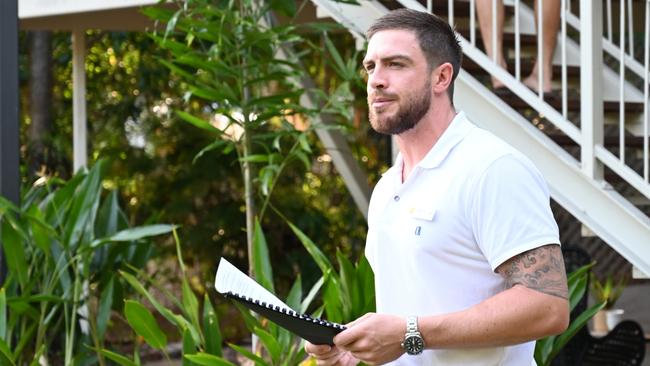 Selling agent and auctioneer Andrew Harding at the auction of 4 Beatrice St, Stuart Park. Picture: Supplied