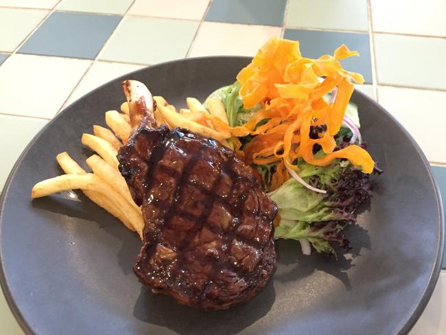 The Pavillion at Narellan Hotel’s steak, chips and salad. Picture: Jenifer Jagielski