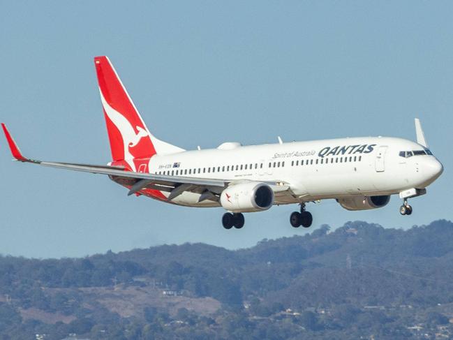 ADELAIDE, AUSTRALIA - NCA NewsWire Photos - MAY 01 2024: ADELAIDE AIRPORT PLANE  QANTAS GENERICS. Picture: NCA NewsWire / Ben Clark