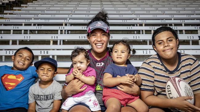 Hilisha Samoa with kids (from left) Evander, 8, Apollo, 3, Licia, 4 months, Monica, 1, and Lennox, 13.