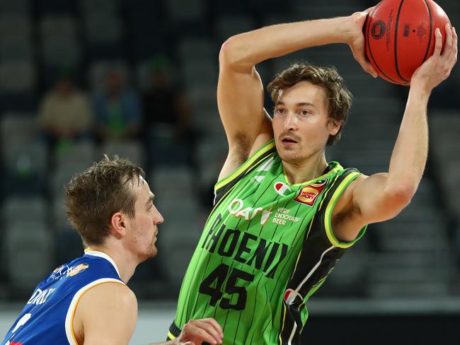 MELBOURNE, AUSTRALIA - APRIL 29: Ryan Broekhoff of the Phoenix looks to pass the ball during the round 16 NBL match between the South East Melbourne Phoenix and the Brisbane Bullets and XXXX at John Cain Arena, on April 29, 2021, in Melbourne, Australia. (Photo by Mike Owen/Getty Images)