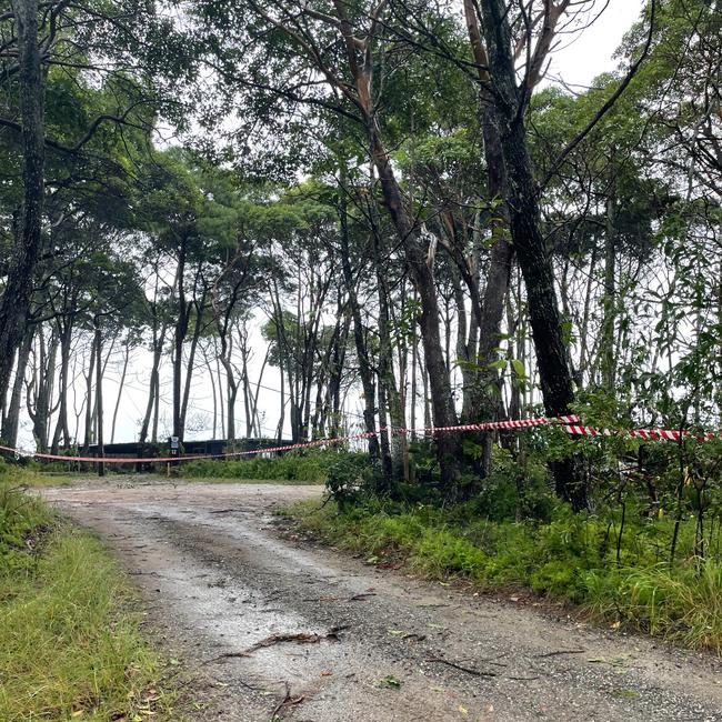 Residents prepare for Cyclone Alfred on Stradbroke Island. Picture: Melanie Lawlor