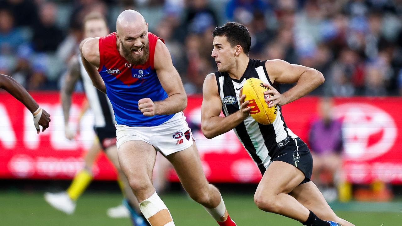 MELBOURNE, AUSTRALIA - JUNE 10: Nick Daicos of the Magpies in action during the 2024 AFL Round 13 match between the Collingwood Magpies and the Melbourne Demons at The Melbourne Cricket Ground on June 10, 2024 in Melbourne, Australia. (Photo by Michael Willson/AFL Photos via Getty Images)