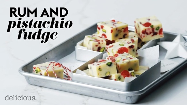 Rum and pistachio fudge